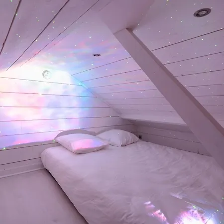 Colore Proche Du Centre Et De La Gare Διαμέρισμα