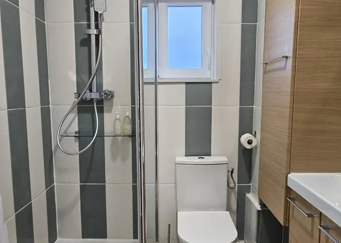 Διαμέρισμα Colore Proche Du Centre Et De La Gare *